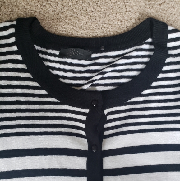 Black and white Cyrus striped cardigan. - Picture 4 of 6